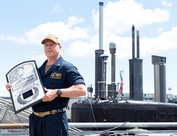 USS Seawolf Awarded Arleigh Burke Fleet Trophy