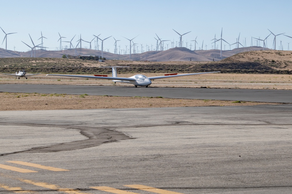 Space Test Class descends on Tehachapi