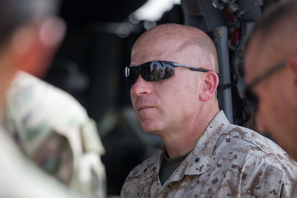 Brigadier General Sullivan Visits the Marines of SPMAGTF CR-CC 21.1