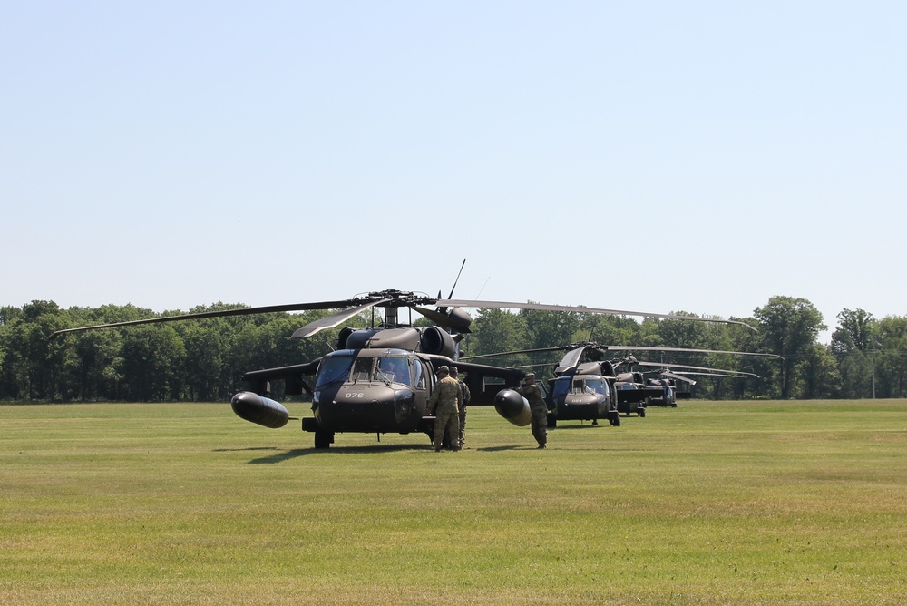 Wisconsin employers visit Fort McCoy during Bosslift event