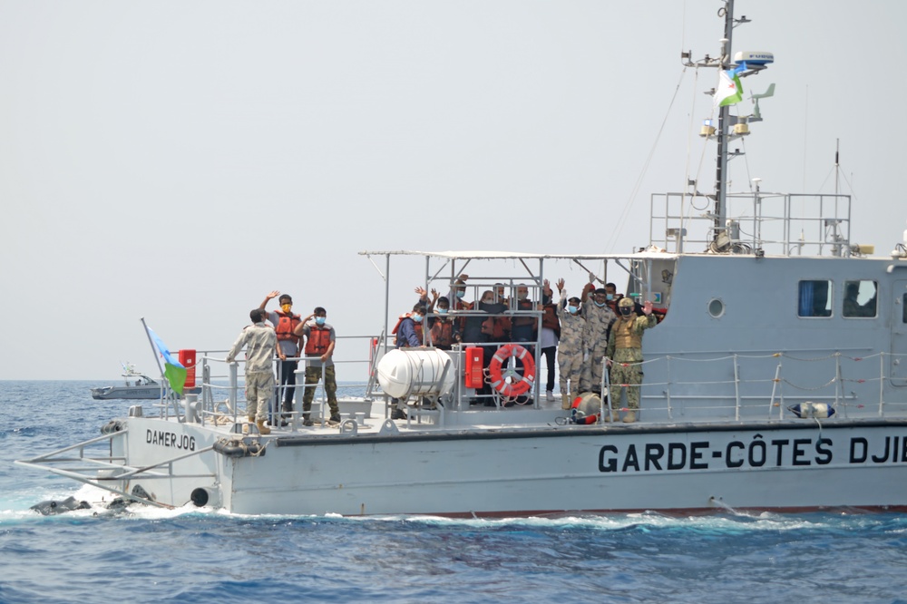 Djibouti Coast Guard helps distressed mariners to shore