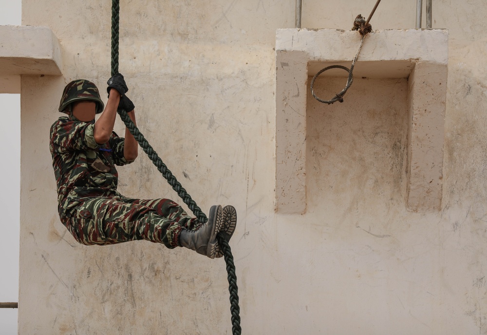 Moroccan and 19th Speical Forces Group Fastrope Training