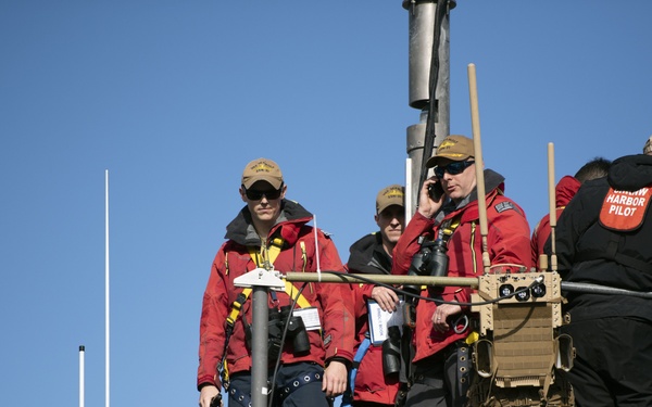 USS Seawolf Departs Bremerton