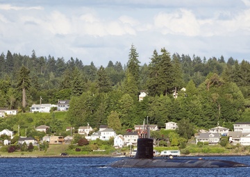 USS Seawolf Departs Bremerton