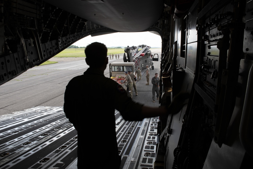 167th Airlift Wing loadmasters conduct joint training exercise off station