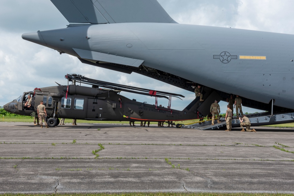 167th Airlift Wing loadmasters conduct joint training exercise off station