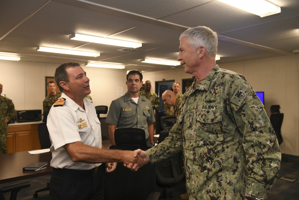 Commander of U.S. Southern Command Meets Argentinian Foreign Liaison Officer Following a Mission Update Brief