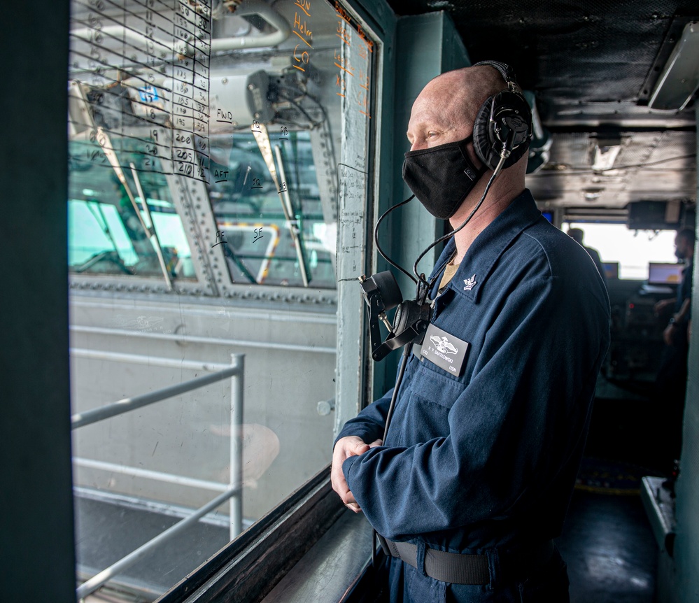 USS Harry S. Truman (CVN 75) transits the Atlantic Ocean.