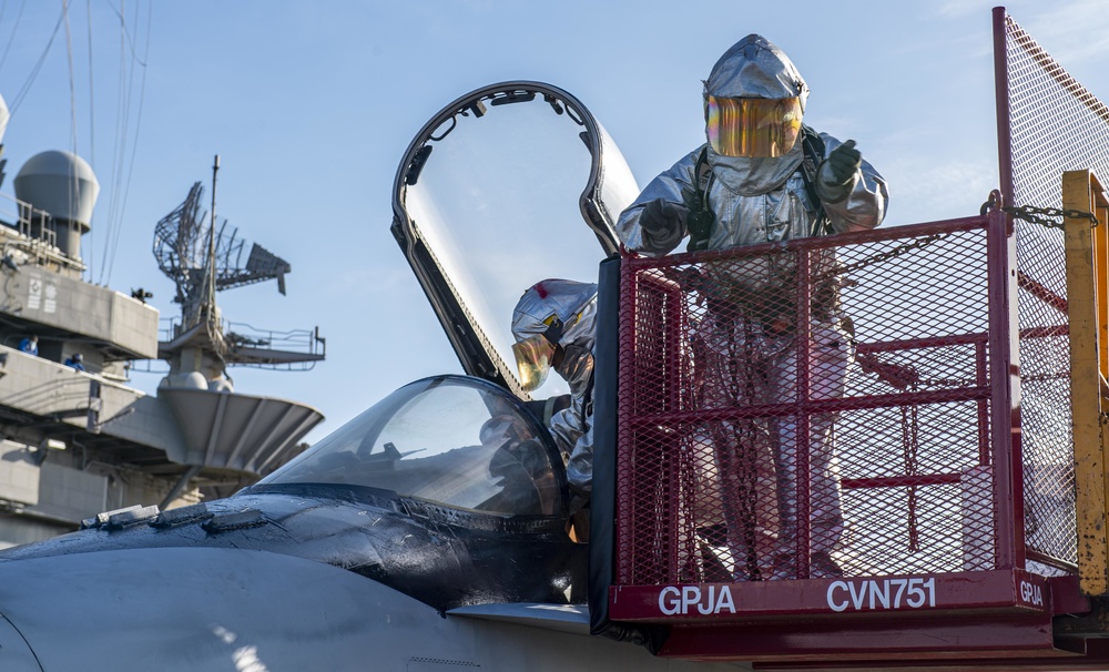 USS Harry S. Truman (CVN 75) transits the Atlantic Ocean.