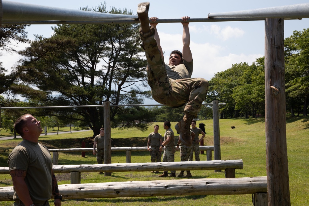 Black Lions Tackle Camp Fuji Obstacle Course