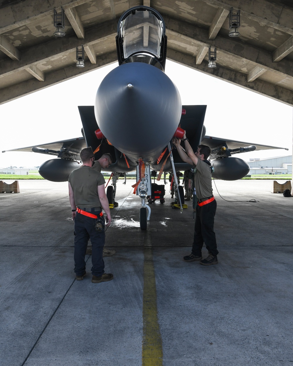 67th AMU maintainers recover F-15 Eagle