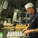 USS Tulsa (LCS 16) serves shipboard food