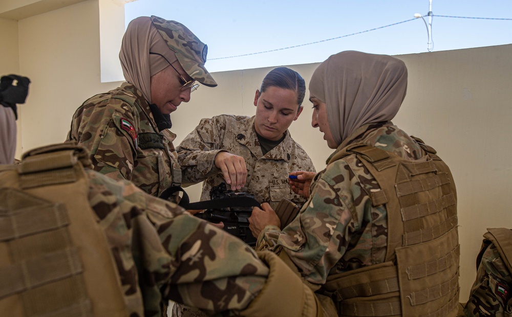 SPMAGTF-CR-CC: Female Engagement Team Jordan Skills Exchange