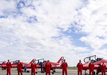 RAF Red Arrows refuel at RAF Fairford
