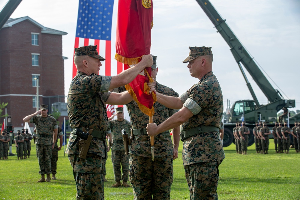 Col. Gary A. McCullar assumes command of Marine Corps Engineering School