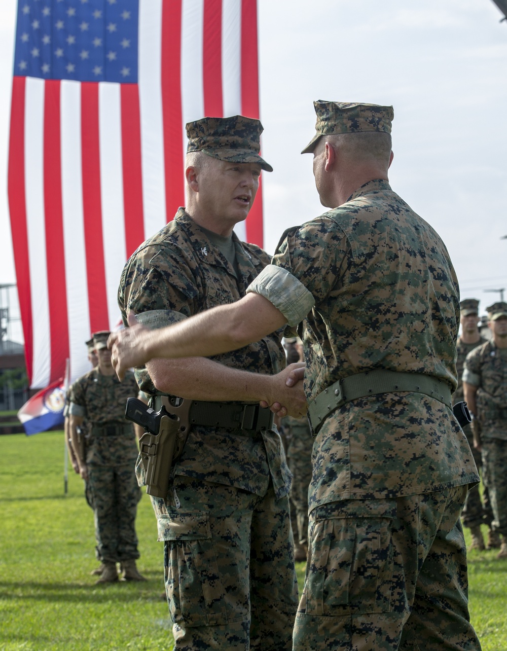 Col. Gary A. McCullar assumes command of Marine Corps Engineering School