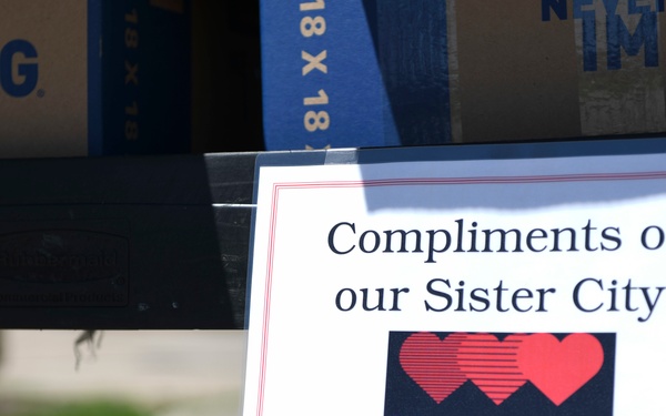 Whiteman BCC Concordia liaison delivers snacks to Maintenance Airmen