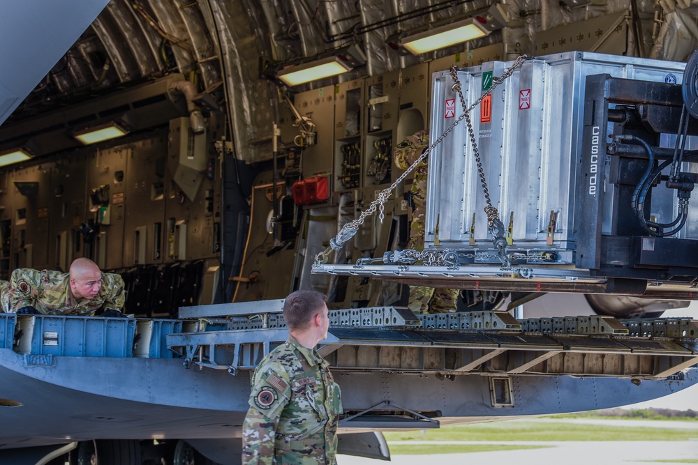 C-17 Delivers Spacecraft to Cape Canaveral SFS