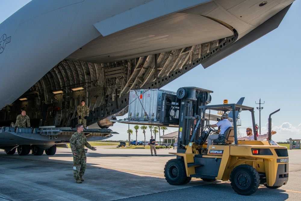 C-17 Delivers Spacecraft to Cape Canaveral SFS