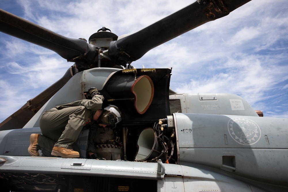 DVIDS - Images - HMLA 367 Marines conduct training across Hawaii [Image ...