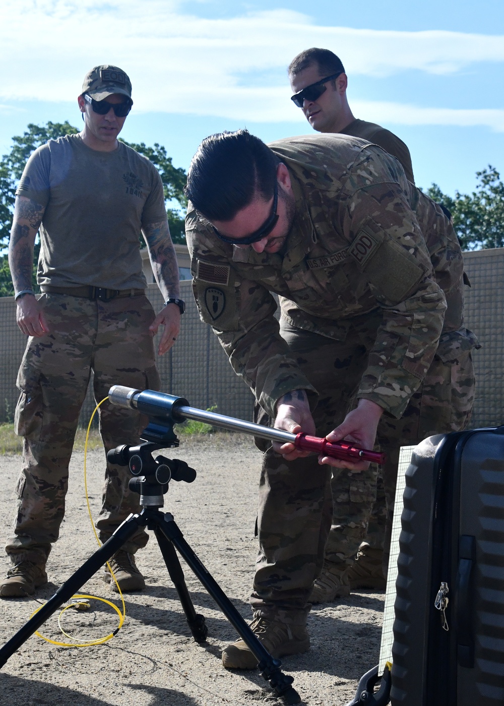 104th Explosive Ordnance Disposal team trains for joint response