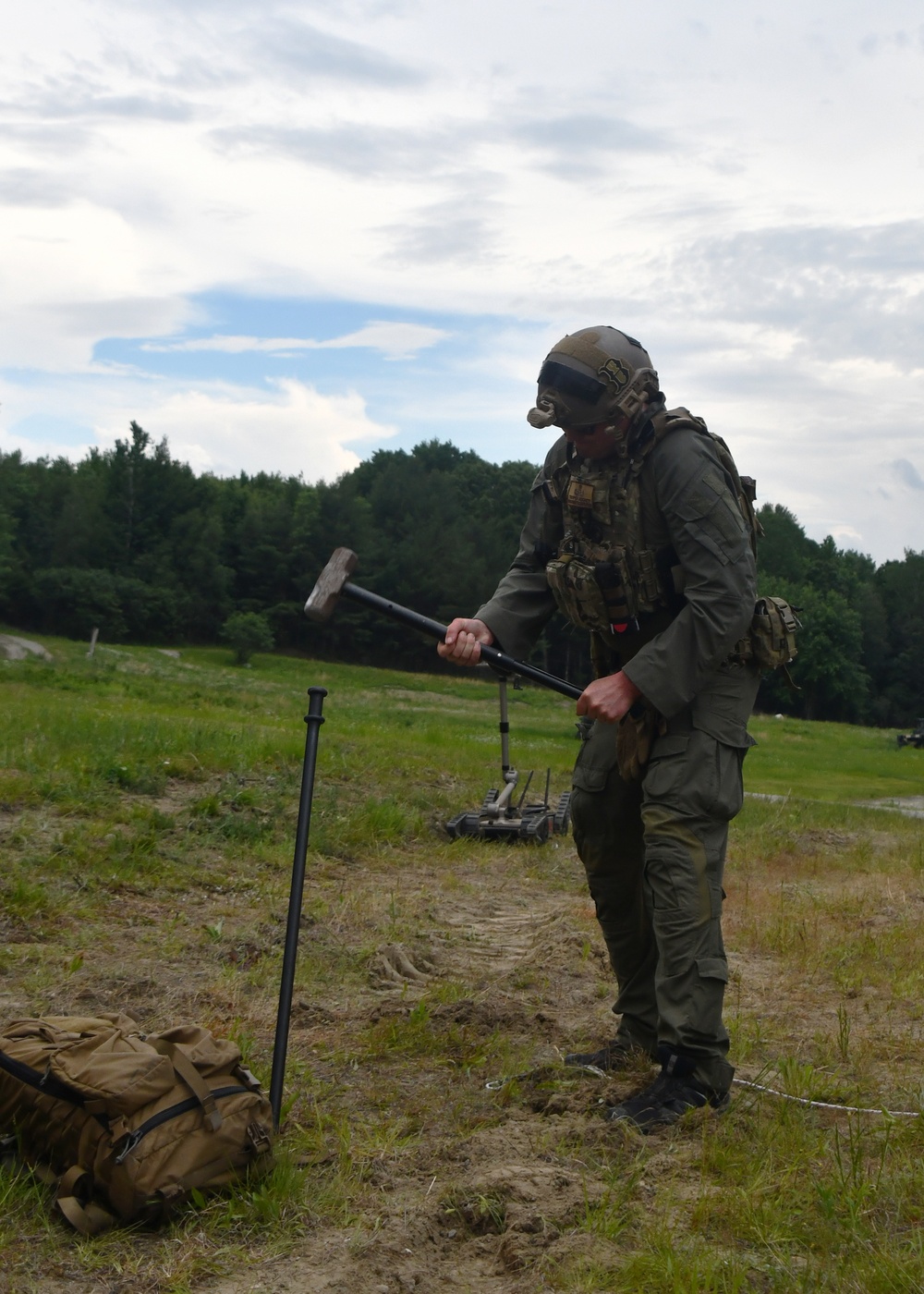 104th Explosive Ordnance Disposal team trains for joint response