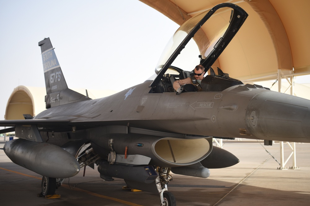 157th Airmen prepare jets for takeoff