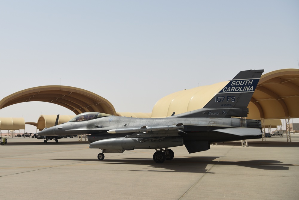 157th Airmen prepare jets for takeoff