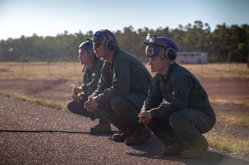 DVIDS Images MV22B Ospreys land in Nhulunbuy for Exercise