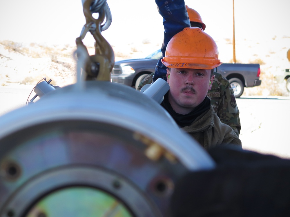 Swamp Fox Airmen build bombs at Red Flag 21-1