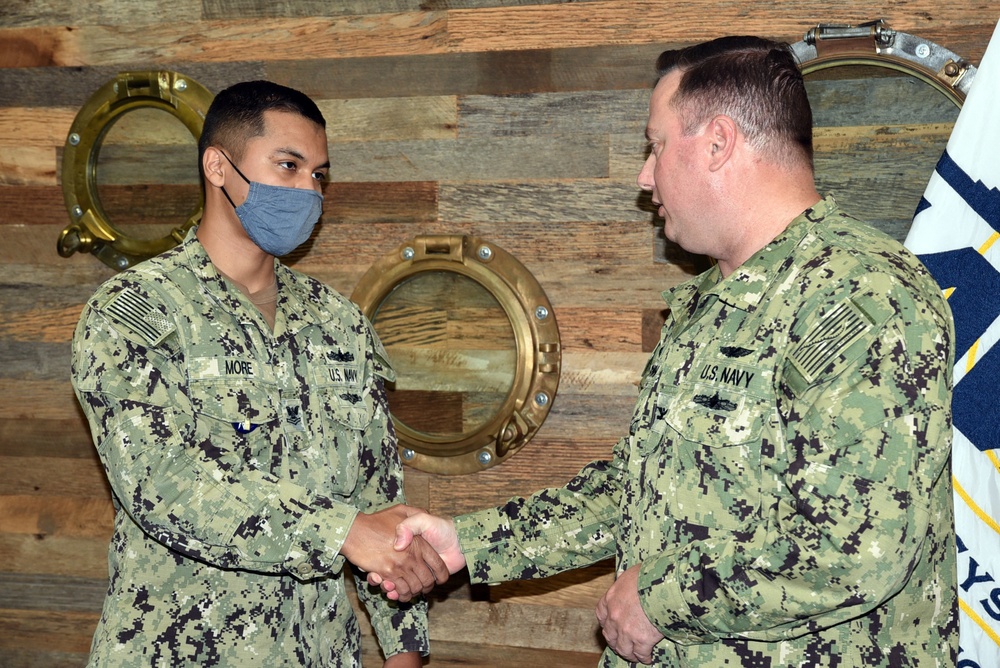 NAVSUP FLCSD Sailor Byron More Takes Swift Action to Help another Sailor in Need