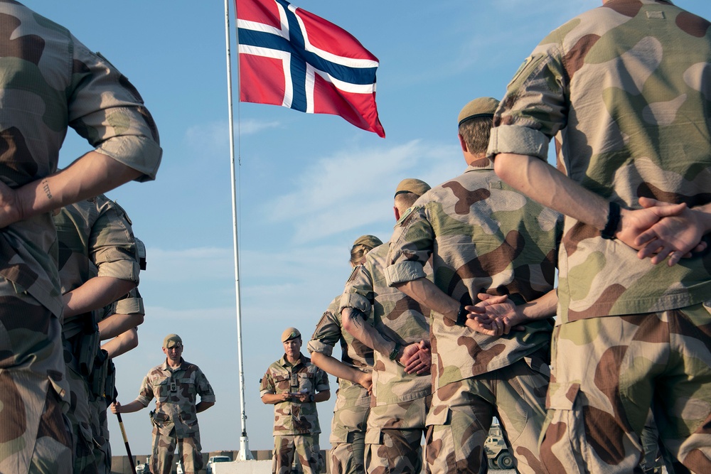 Coalition Forces celebrate Norwegian Constitution Day in Iraq