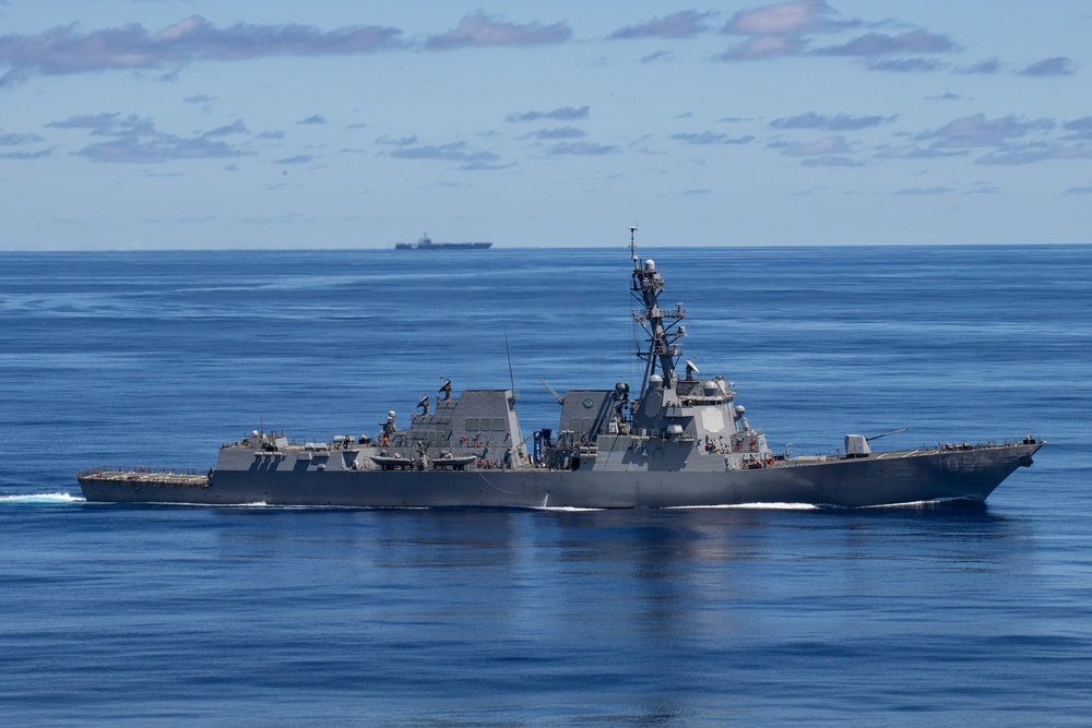 USS Dewey and USS Carl Vinson Transit the Pacific Ocean