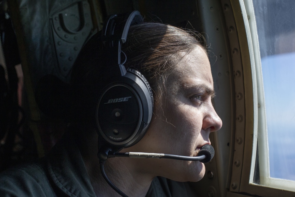 Marines conduct aerial refueling in Finland