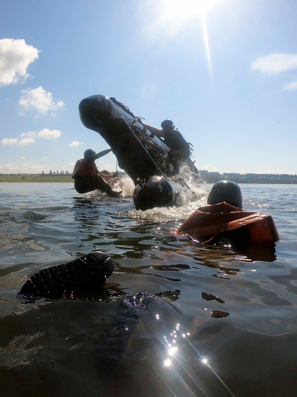 U.S. Marines conduct CRRC practical application with Ukrainian Marines
