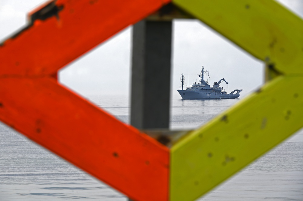 FGS Helmsand tests unmanned underwater vehicles