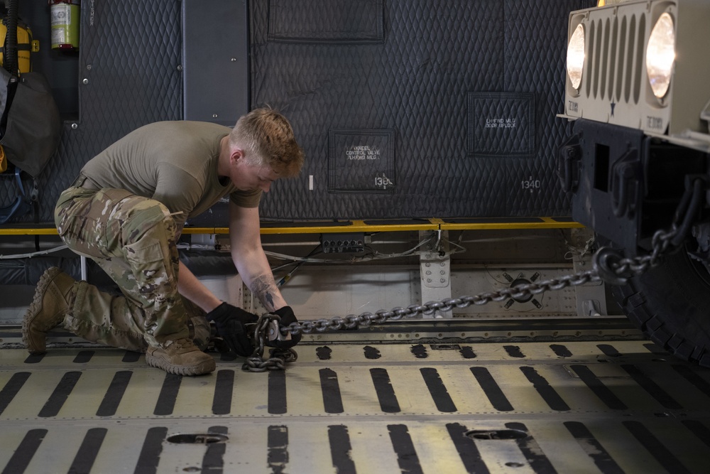 Air Force, Army joint training ensures readiness