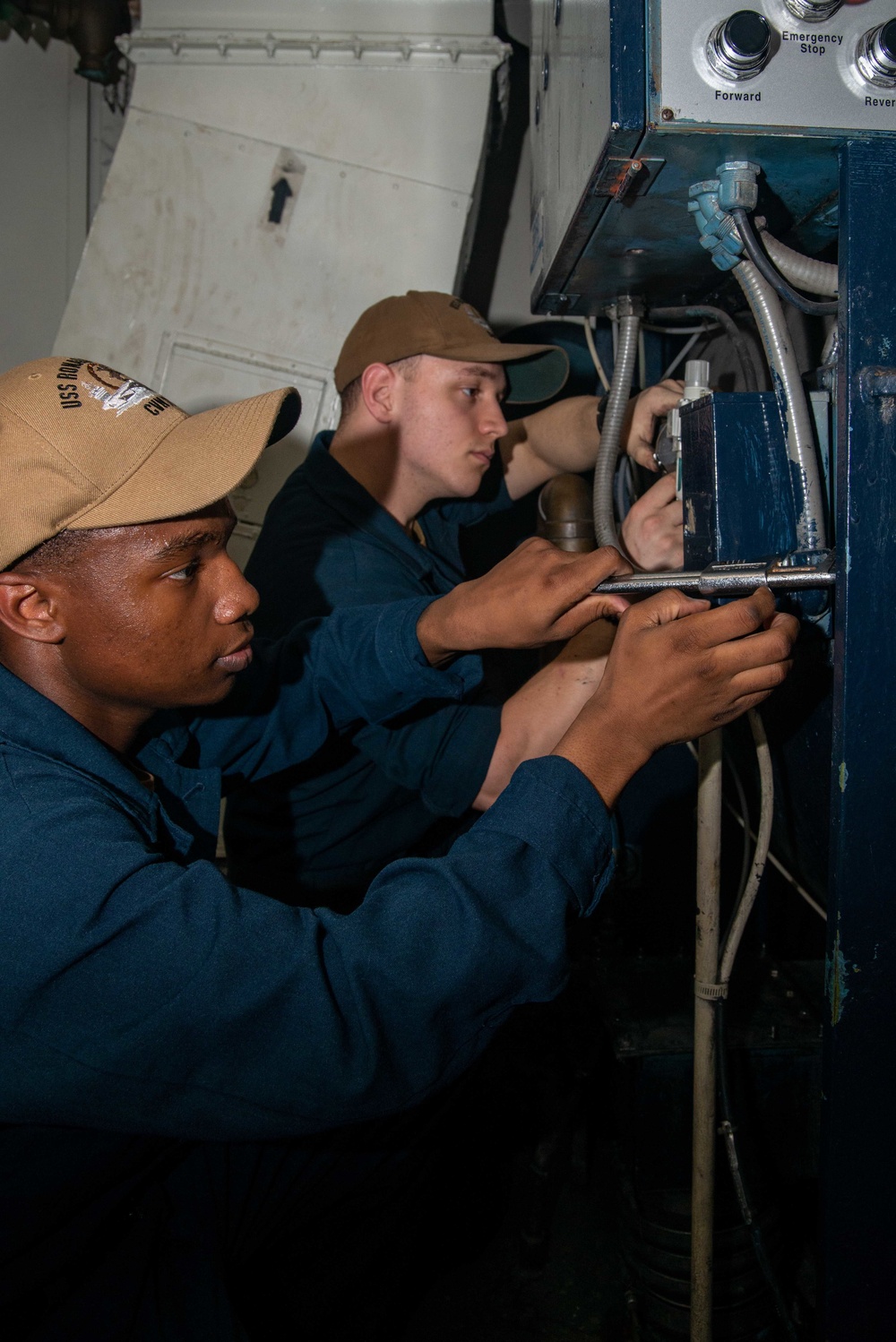 USS Ronald Reagan (CVN 76) Steam and Heat