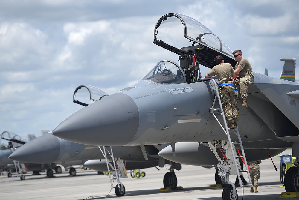 Airmen maintain readiness at Air Dominance Center