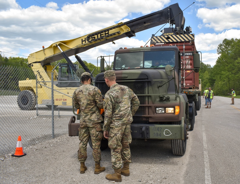 Munitions transportation training a win-win for reserve Soldiers; Crane Army Civilians