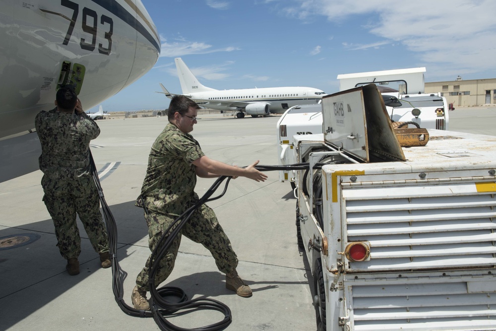 VR-57 Sailors Conduct Maintenance