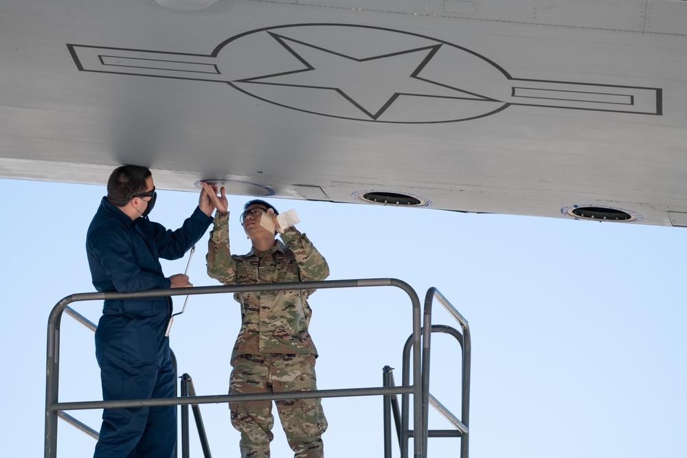 C-5M Super Galaxy wing