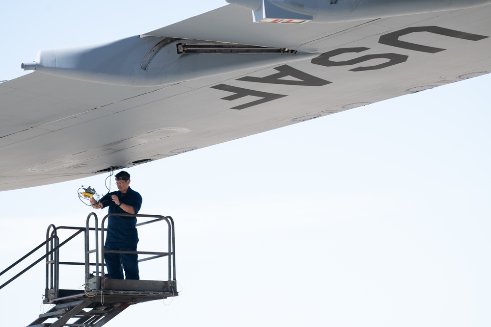 C-5M Super Galaxy wing