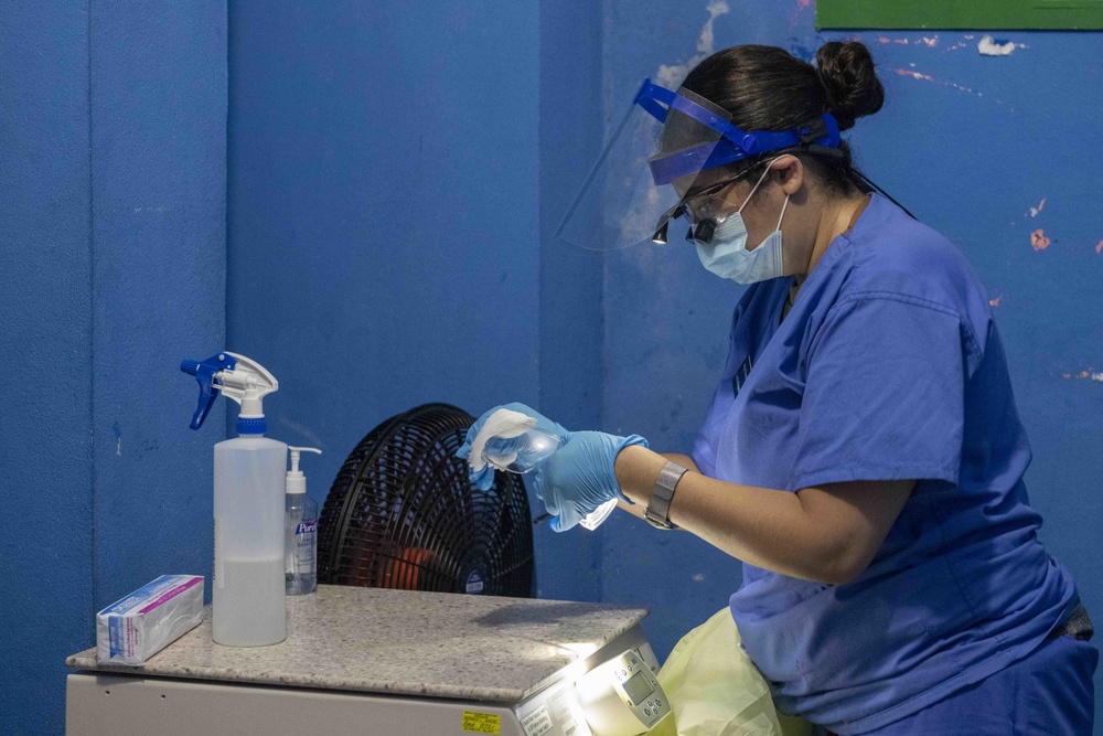 U.S. military provides dental care during RS-21