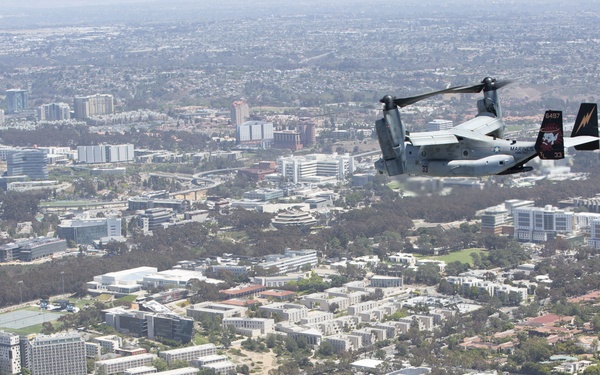 VMM-362 Flyover Torrey Pines