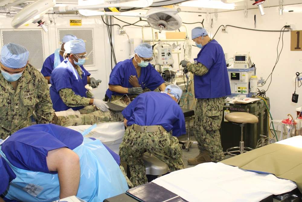 Navy medical staff hone skills during Global Medic