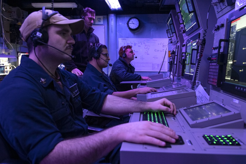 Sailors conduct undersea warfare operations