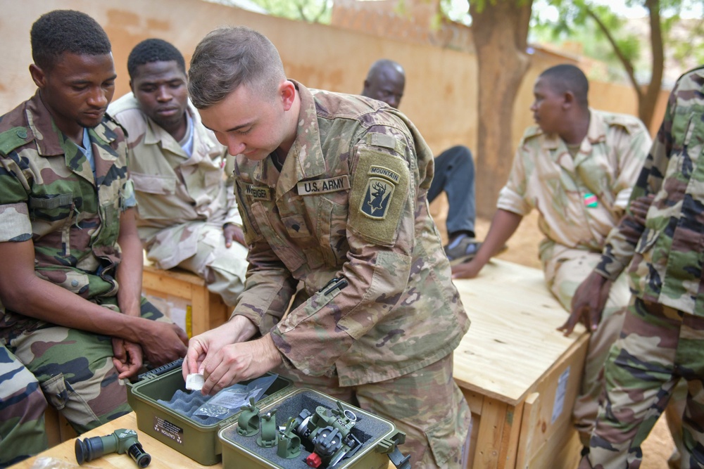 U.S, Niger Forces Conduct Joint Mortar Training Event