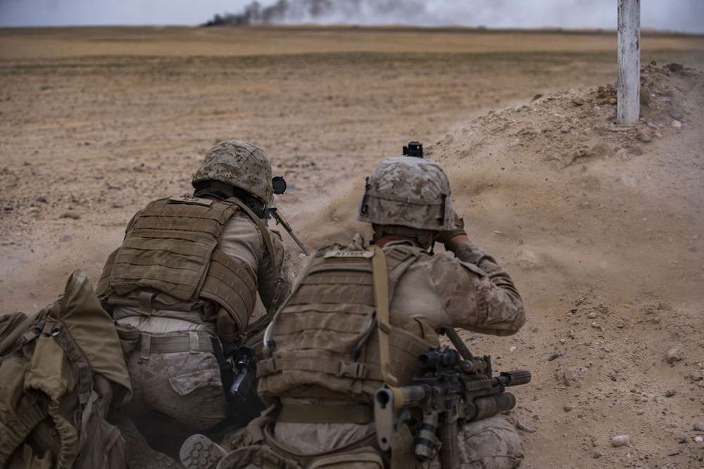 BLT 1/4 Marines, Sailors participate in Battalion assault