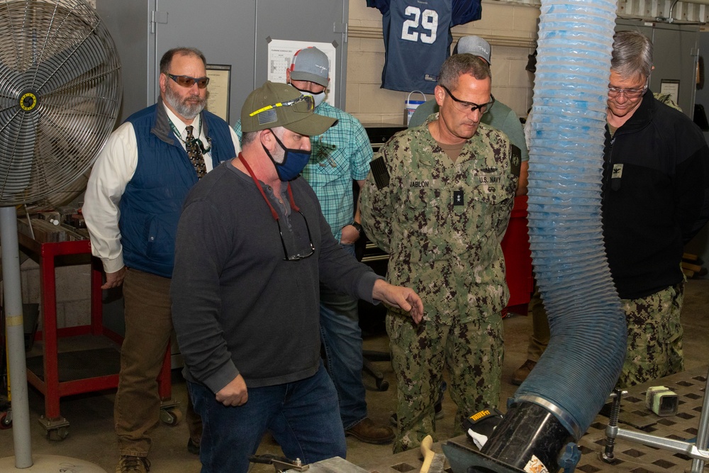 U.S. Pacific Fleet Submarine Force Commander Visits Trident Refit Facility Bangor